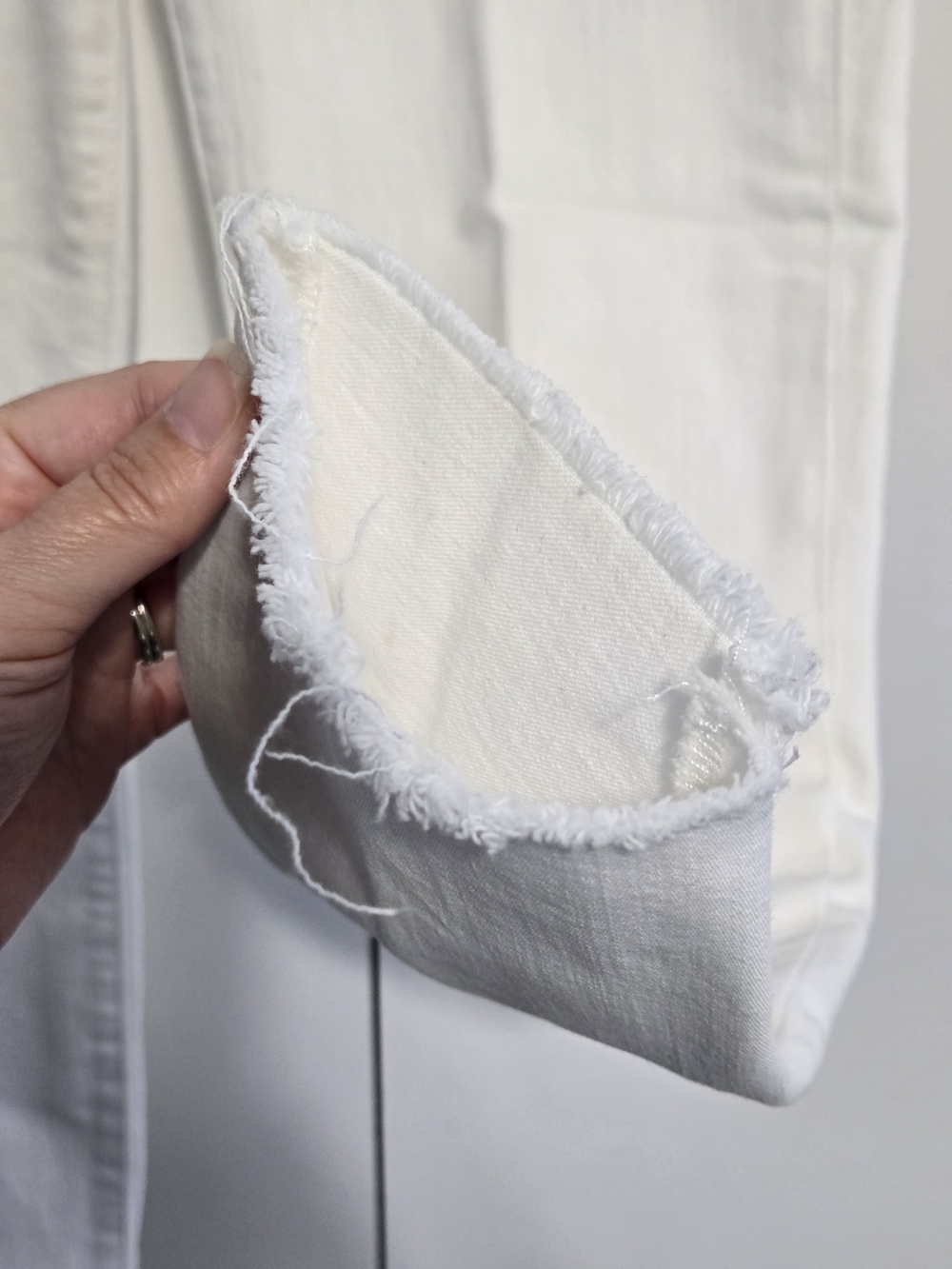 J.Crew 9" High Rise Toothpick White Skinny Jeans Raw Hem Size‎ 26 - Picture 5 of 7
